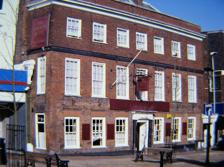 County Hotel 1995