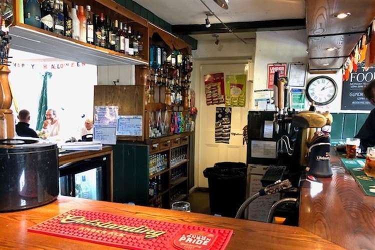 Huntsman and Horn  bar 2025