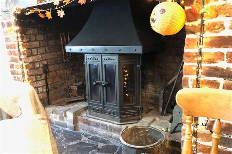 Huntsman and Horn  fireplace 2025