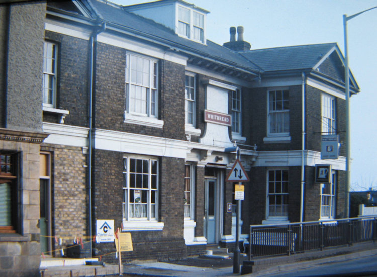 Kent Arms 1976