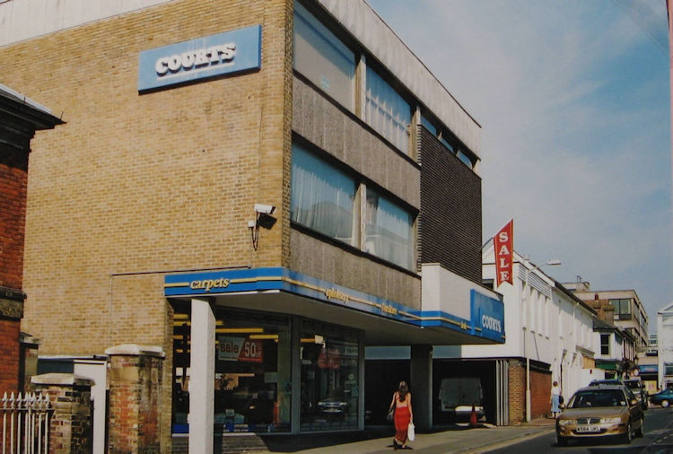 Phoenix building 2001