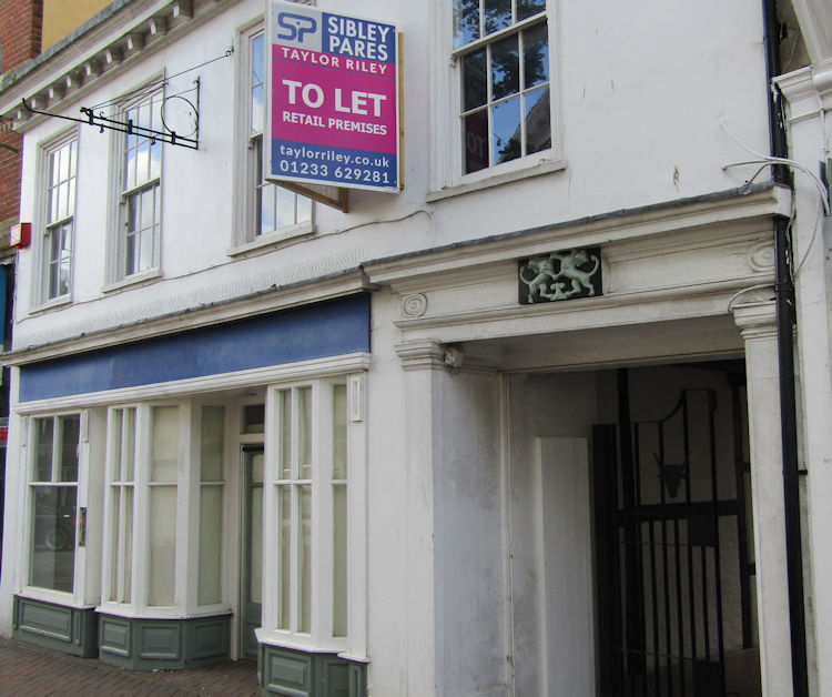 Former Pyd Bull 2018