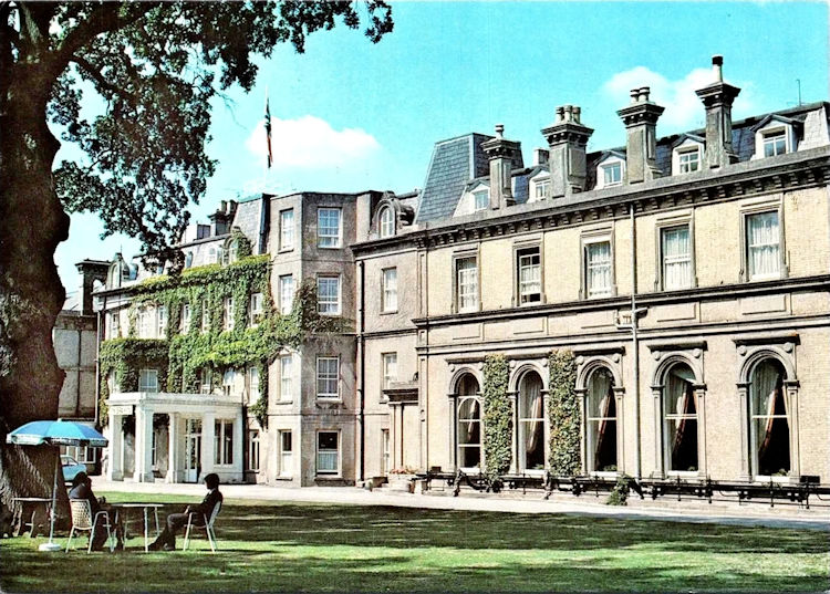 Spa Hotel pre 1955