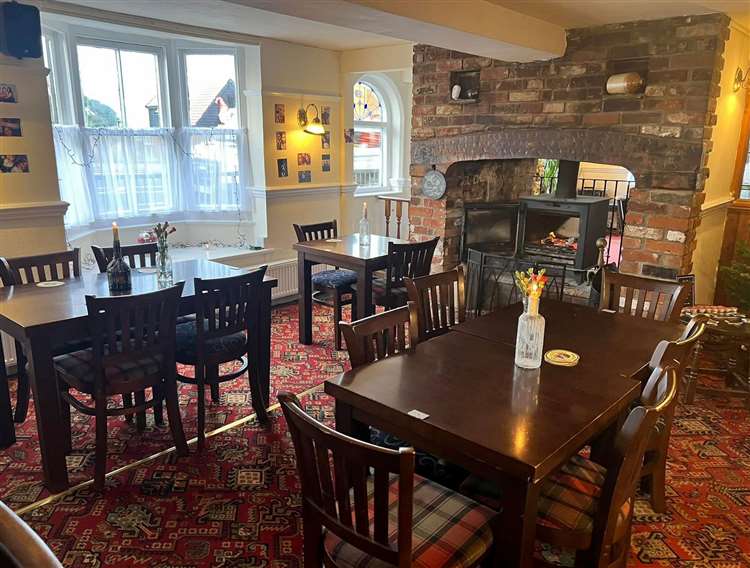 Valiant Sailor inside 2025