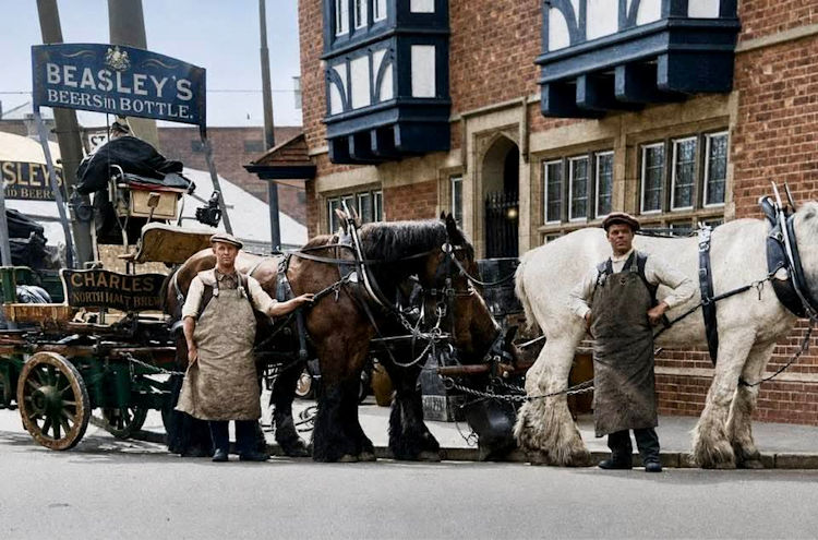 Bear and Ragged Staff 1925