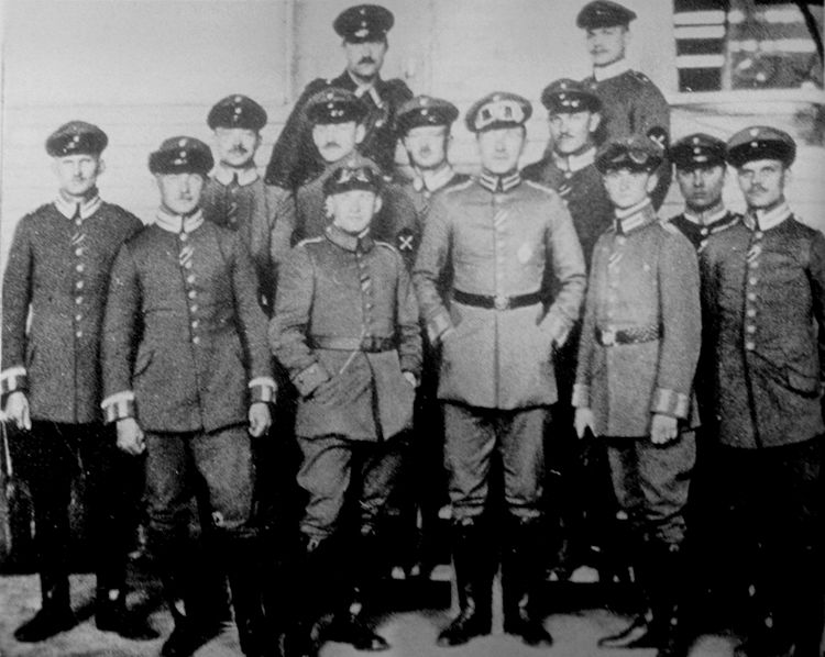 Hauptmann Erich Linnarz