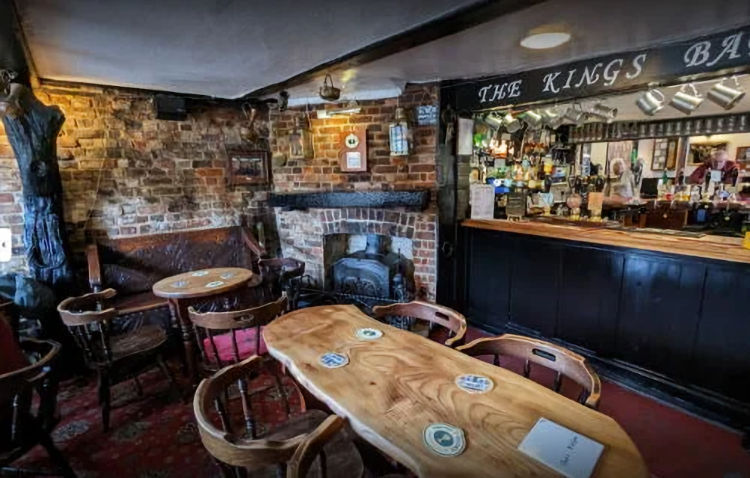 King's Arms inside 2025