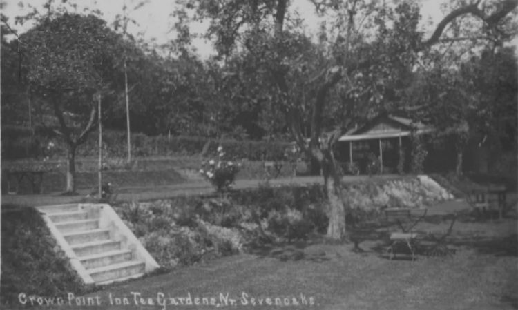 Sir Jeffrey Amherst garden 1926