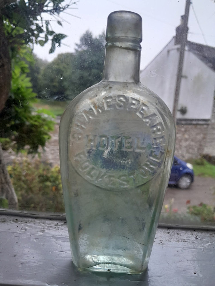 Shakespeare Hotel bottle