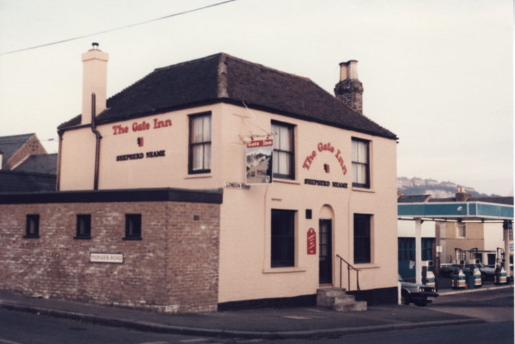 Gate Inn circa 1987