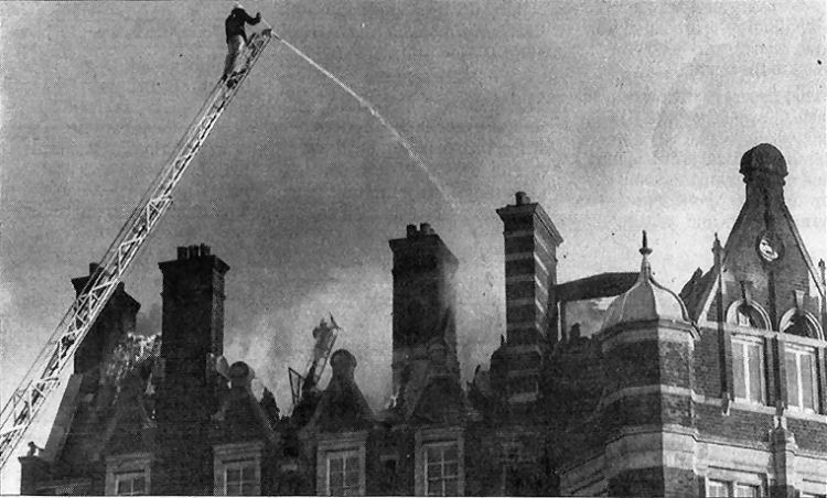 Queen's Hotel on fire