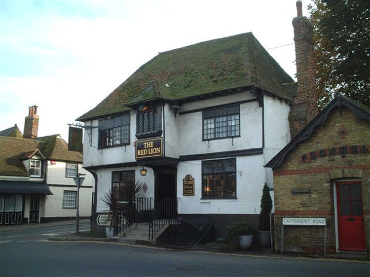 Red Lion at Wingham Oct 2007