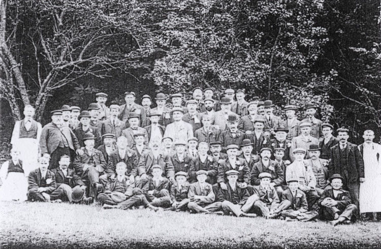 Thompson Brewery workers circa 1890