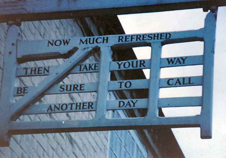 Gate Inn sign 1995